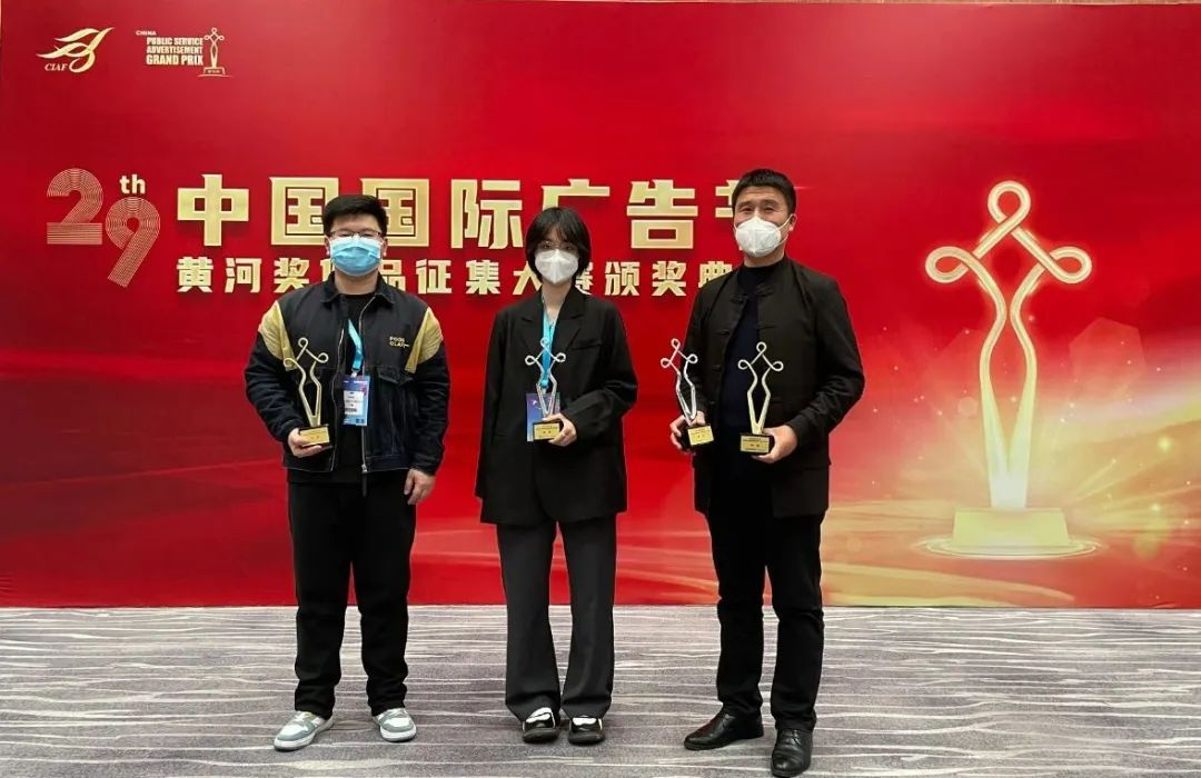 1713931073990548.png fakg04ck.png